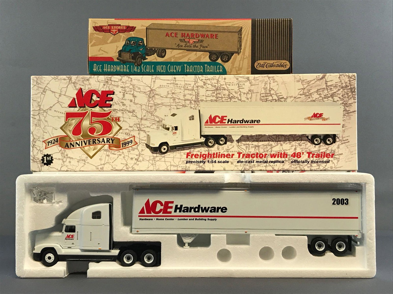 1/54th Scale 48 Foot Van Trailer Die-cast First Gear 1/54th Scale 48 Foot Van Trailer Die-cast First Gear